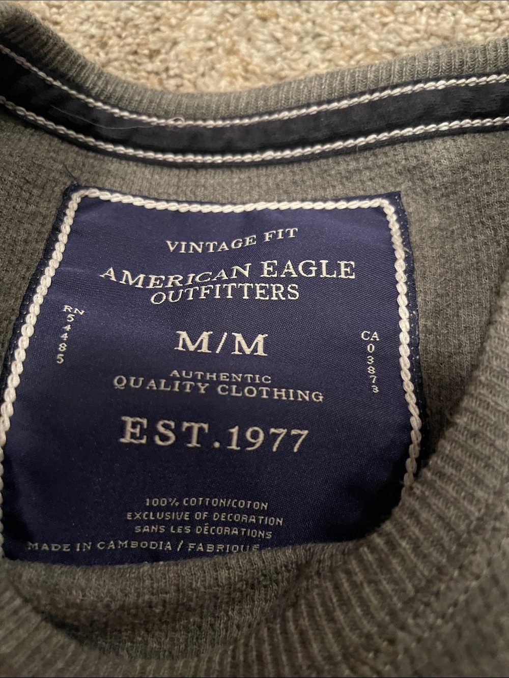 American Eagle long sleeve - Picture 2 of 3